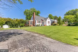 9408 Dana Vista Rd, Baltimore, MD 21236 - Photo 2