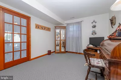 8820 Avenue B, Baltimore, MD 21219 - Photo 10