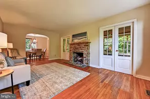 2119 Edmondson, Catonsville, MD 21228 - Photo 18