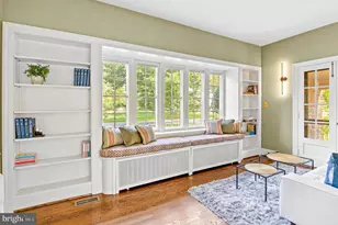 7704 Crossland Rd, Pikesville, MD 21208 - Photo 10
