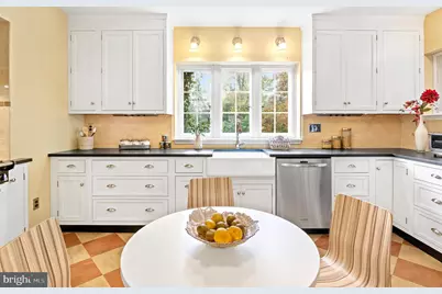 7704 Crossland Road, Pikesville, MD 21208 - Photo 18