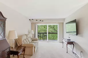 3 Summit Hill Ct, Baltimore, MD 21228 - Photo 8