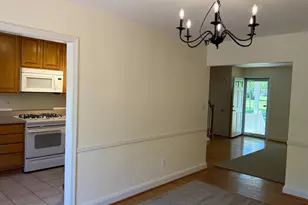 1049 Winsford Rd, Baltimore, MD 21204 - Photo 6