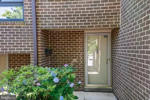 25 Tanner Ct, Baltimore, MD 21208 - Photo 4