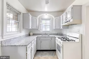 3110 Acton Rd, Parkville, MD 21234 - Photo 14