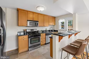 8437 Pleasant Plains Rd, Baltimore, MD 21286 - Photo 12