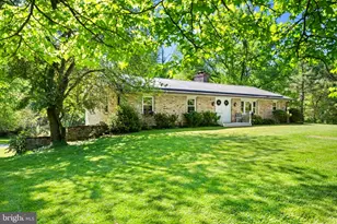 14009 Fox Run Ct, Phoenix, MD 21131 - Photo 2