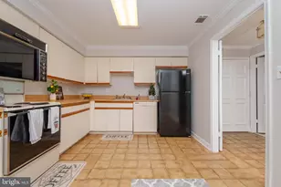 1 Southerly Ct, Towson, MD 21286 - Photo 22
