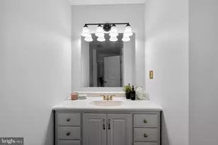 152 Kingston Park Ln, Baltimore, MD 21220 - Photo 48