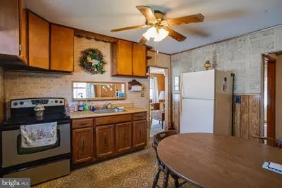 802 Wise Avenue, Baltimore, MD 21222 - Photo 8