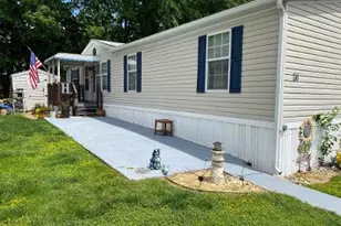 14 Thomas Ln, Sparrows Point, MD 21219 - Photo 4