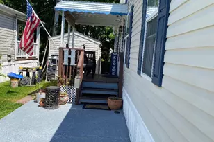 14 Thomas Ln, Sparrows Point, MD 21219 - Photo 6
