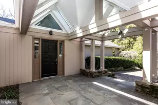 1103 Rolandvue Rd, Towson, MD 21204 - Photo 2