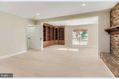 719 S Marlyn Avenue, Baltimore, MD 21221 - Photo 22