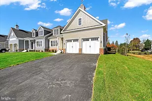 118 Villabrook Wy, Baltimore, MD 21212 - Photo 1