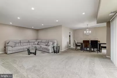 7 Slade Avenue #607, Baltimore, MD 21208 - Photo 8