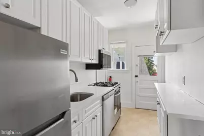 500 Park Avenue #2E, Towson, MD 21204 - Photo 6