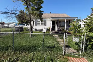 16 Chandelle Rd, Baltimore, MD 21220 - Photo 1