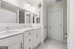 1900 Ruxton Rd, Towson, MD 21204 - Photo 52