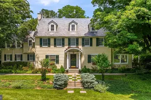 1900 Ruxton Rd, Towson, MD 21204 - Photo 4