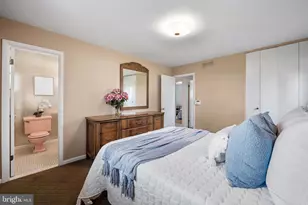4705 Parkfield Ct, Baltimore, MD 21208 - Photo 10