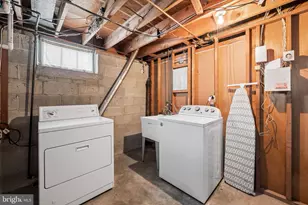 4705 Parkfield Ct, Baltimore, MD 21208 - Photo 18