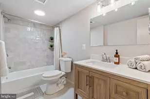 205 E Joppa Rd, Towson, MD 21286 - Photo 24