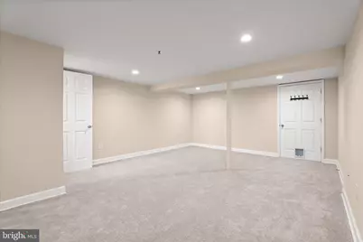 8 Enjay, Baltimore, MD 21228 - Photo 40