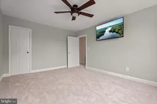 8 Enjay, Baltimore, MD 21228 - Photo 28