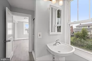 1337 Poplar Ave, Baltimore, MD 21227 - Photo 32