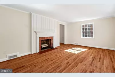 526 Stevenson Lane, Towson, MD 21286 - Photo 4