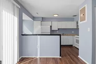 2612 Camberwell Ct, Windsor Mill, MD 21244 - Photo 2