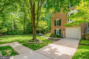 17 Boyne Ct, Lutherville Timonium, MD 21093 - Photo 2