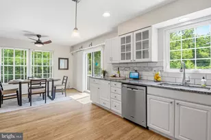 17 Boyne Ct, Lutherville Timonium, MD 21093 - Photo 16