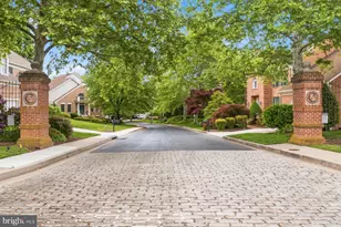 6440 Cloister Gate Dr, Baltimore, MD 21212 - Photo 2