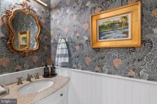4 Hume Ct, Towson, MD 21204 - Photo 16