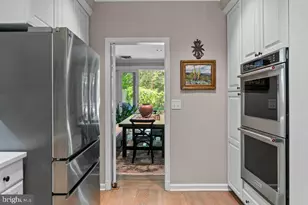 4 Hume Ct, Towson, MD 21204 - Photo 30