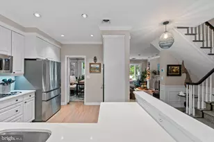 4 Hume Ct, Towson, MD 21204 - Photo 32