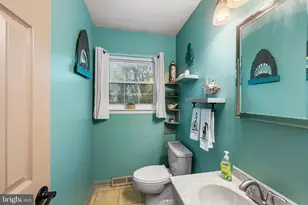 2620 Tulip Ave, Halethorpe, MD 21227 - Photo 10