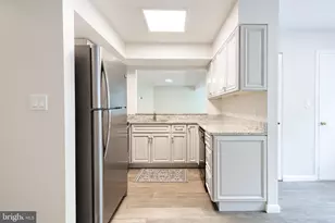 6905 Jones View Dr, Baltimore, MD 21209 - Photo 14