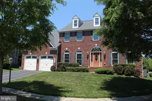 310 Lyon Ct, Baltimore, MD 21208 - Photo 2