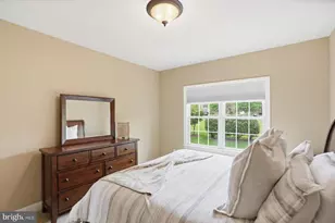 310 Lyon Ct, Baltimore, MD 21208 - Photo 20