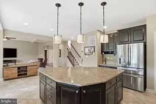 310 Lyon Ct, Baltimore, MD 21208 - Photo 14
