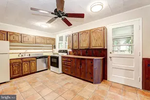 7500 Rocksham Dr, Towson, MD 21286 - Photo 6