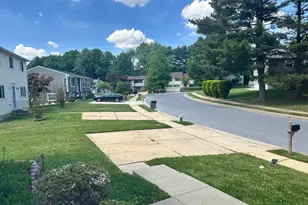 12342 Bonmot Pl, Reisterstown, MD 21136 - Photo 2
