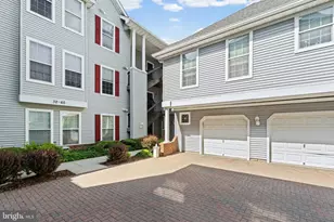 36 Hawk Rise Ln, Owings Mills, MD 21117 - Photo 2