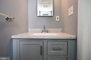 916 Beaverbank Cir, Baltimore, MD 21286 - Photo 26