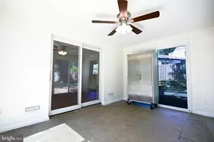 916 Beaverbank Cir, Baltimore, MD 21286 - Photo 30