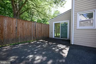 916 Beaverbank Cir, Baltimore, MD 21286 - Photo 36