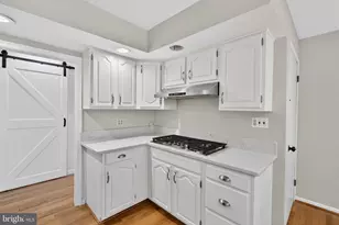 401 Allview Ct, Catonsville, MD 21228 - Photo 18